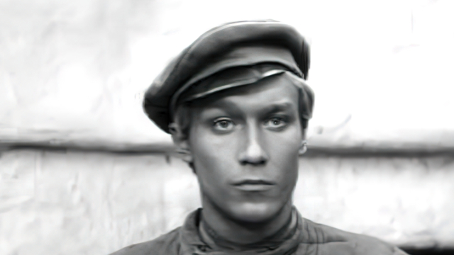 Служили два товарища