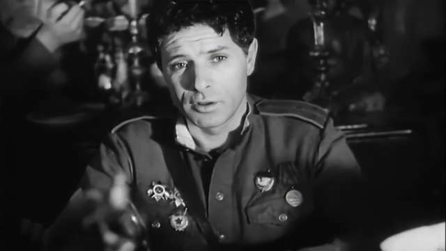 Был месяц май